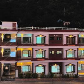 Dev Bhoomi Homestay – hotel w mieście Darlaghat