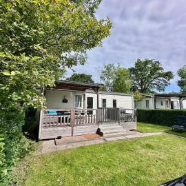Chalet Steffis Casa del Sol Renesse, hotel en Renesse
