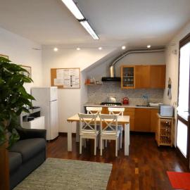 Mamma Mia on ground floor with private parking TV-VENICE