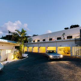 Spice Motel Okinawa, hotel a Kitanakagusuku