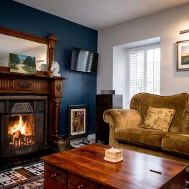 City of Derry Farmhouse Country Retreat