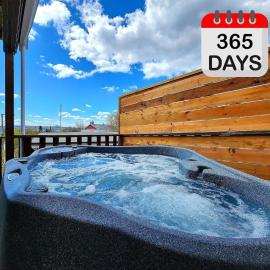 Lovely Boho Spa Sauna AC and Free Parking โรงแรมในควิเบกซิตี้