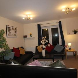 Southdown House Doe Lea by Smart Corporate Stays