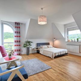 Pokoje i apartamenty Ferencówka Bieszczady, hotel di Zawóz