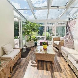 Quiet and specious 3 bed House