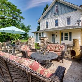 Countryside Home in Wooster w/ Patio & Fire Pit, hotel v destinácii Wooster