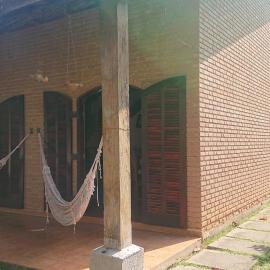 Casa Helena Barequeçaba
