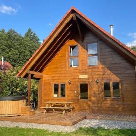 Domaine la Clairière et Bain nordique、ゾウルツマットのホテル