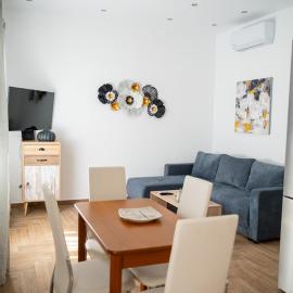 Kyra's Luxury Suites 1, hotel en Chios