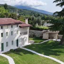 Casa Cedro - Il Brolo Holiday Homes – hotel w mieście Cavaso del Tomba