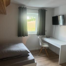 Gemütliches Zimmer im Grünen, hotelli kohteessa Grebenhain