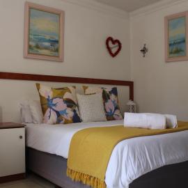 Jowie's Guesthouse, hotelli kohteessa Lichtenburg