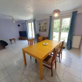 Location calme, hotel di Cournon-dʼAuvergne
