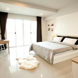 The Eight, hotel u gradu Samut Sakhon