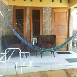 Pelangi Homestay & Resto Gili Gede