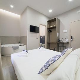 B&B Les Lumières, khách sạn ở Salerno