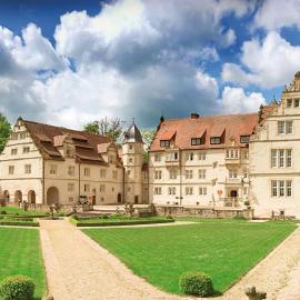 Schlosshotel Münchhausen, hotel a Aerzen