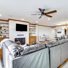 Walk to Paradise Hills Golf Course: Condo w/ Patio, hôtel à Albuquerque