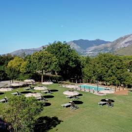 Livingapple, hotel u gradu Skauri