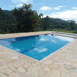Chácara Biritiba Mirim, Bairro Nirvana - Mogi das Cruzes, hotel in Biritiba-Mirim