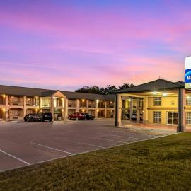Hallettsville에 위치한 호텔 Best Western Executive Inn