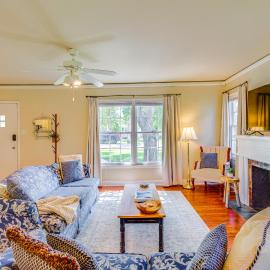 1939 Bungalow with Original Charm | Corpus Christi, hotel a Corpus Christi