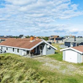 Pet Friendly Home In Thisted With Sauna, hotel din Thisted