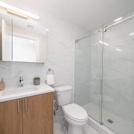 Cozy apt with City skyline rooftop, hotel in Union City