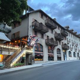 Hôtel des Alpes - Skiers & Bikers Lodge โรงแรมในลา กราฟ