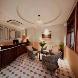 Au Lac Boutique Hotel