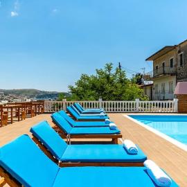 Apart 5 Pool, Views, Kitchen, Parking and more - Goro
