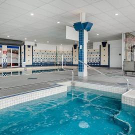 Super 8 by Wyndham Macleod Trail Calgary, hotel en Calgary