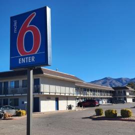 Motel 6-Alamogordo, NM – hotel w mieście Alamogordo