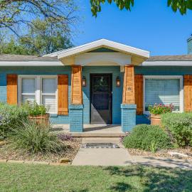 Fire Pit & Small-Town Charm: San Angelo Getaway!