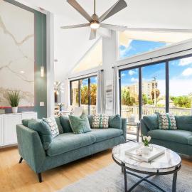 Beach Rd, 300ft to Beach Access & 500ft to Siesta Key Village, 2bdr, hotel sa Siesta Key