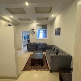 Serenity Suites, hotel i Bhurban