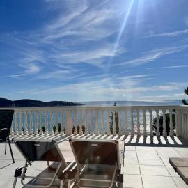 Villa Luna Blue, Hotel in Brca