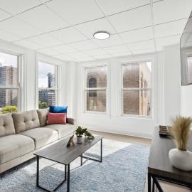East 636I Cozy & Comfy I Downtown I Gym