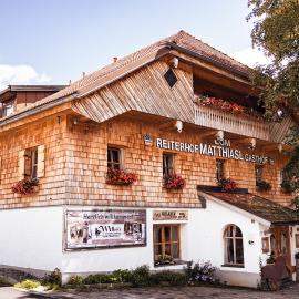 Landhotel zum Matthiasl, khách sạn ở Bischofsreut