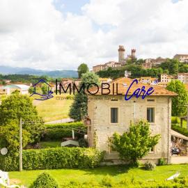 La Toscana sotto il castello