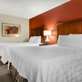 Best Western Plus St. Paul North/Shoreview，肖爾維伊的飯店
