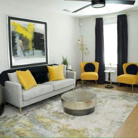 Chic Memphis 4BR Home with EV Connection, מלון בממפיס