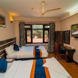 Karma Travellers Home, hotel u gradu Katmandu