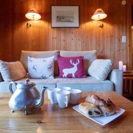 Chalet Chalet Lorila by Interhome