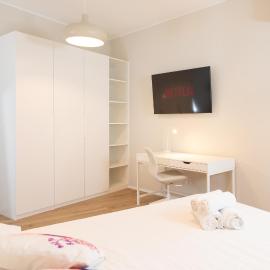 Dreams Exclusive Apartments With Terrace - Free Parking - M1 Station - Near Center, hotel a Milano