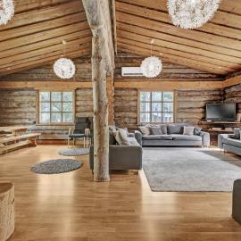 Bliss Adventure Lodge, готель у місті Pyhätunturi