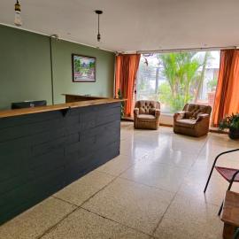 Haven Hostel, hotel in San José