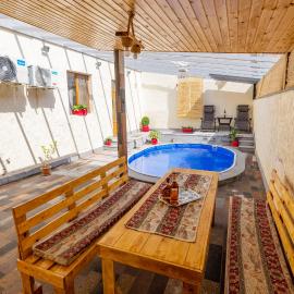 OUR House، فندق في Vagharshapat