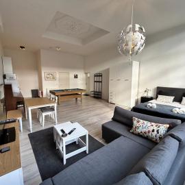 Monumental independent Studio, City Centre Dordrecht، فندق في دوردريشت