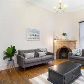 Charming! 3 Bed Garden by Beach, hotel in Largs